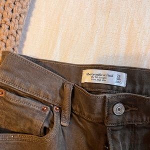 Abercrombie 90s Straight Ultra High Rise
